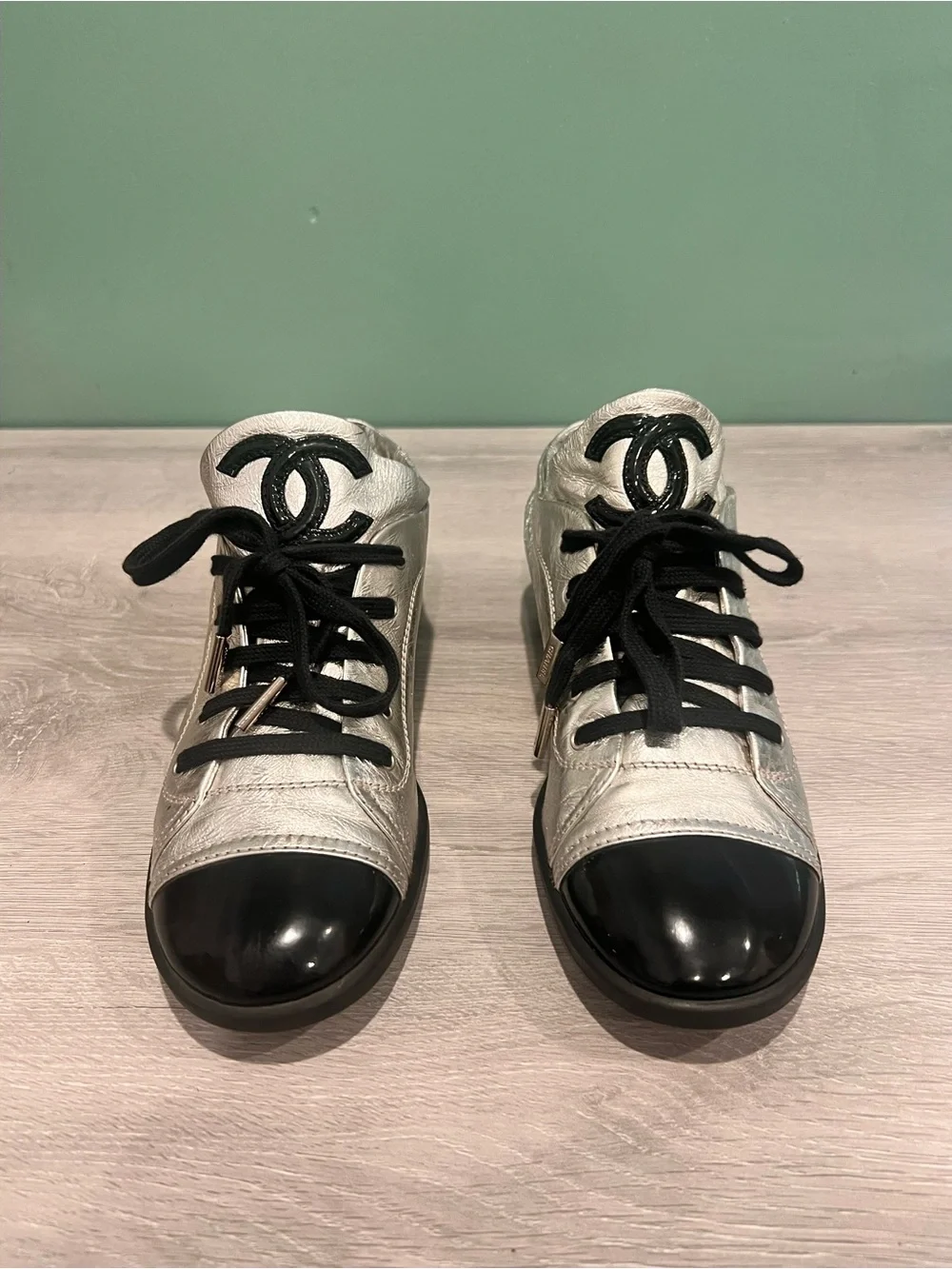 CHANEL Silver and Black Low-Top Lace-Up Sneaker